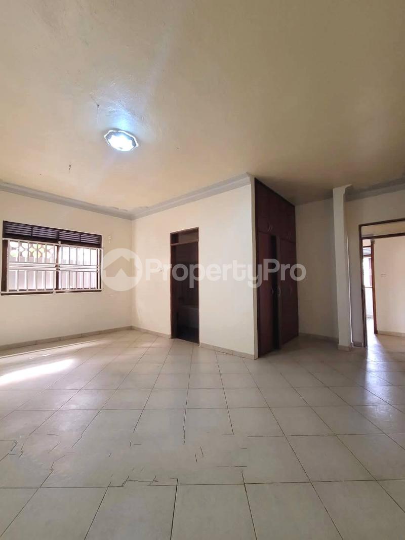3 bedroom Bungalow Apartment for rent kisaasi road Kisaasi Kampala Central - 4