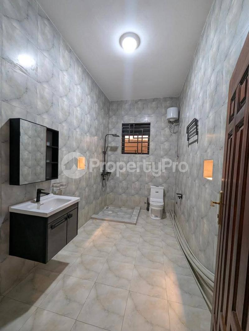 3 bedroom Villa for sale Kajjansi bweya Kampala Central Kampala Central - 9