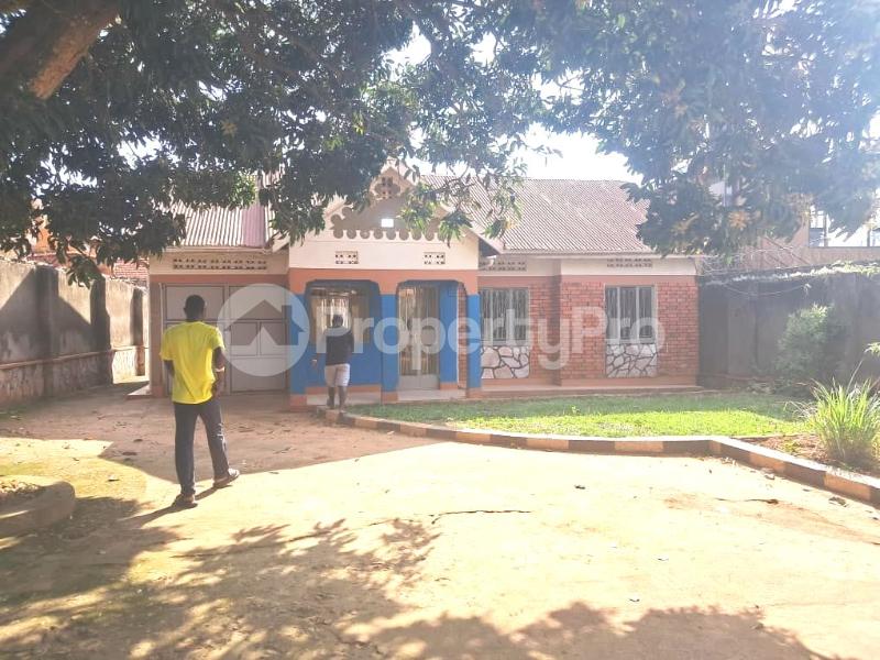 3 bedroom Bungalow Apartment for rent kisaasi road Kisaasi Kampala Central - 4