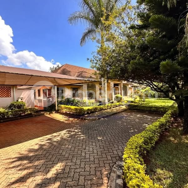 4 bedroom Houses for sale Karen Nairobi