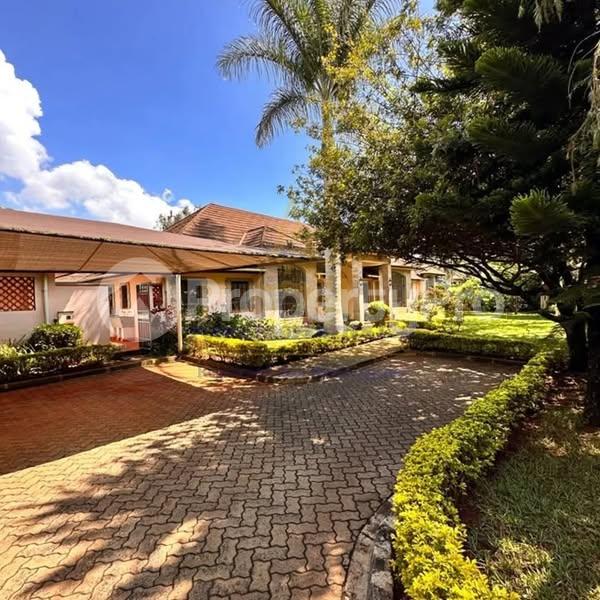 4 bedroom Flat&Apartment for sale Karen Nairobi