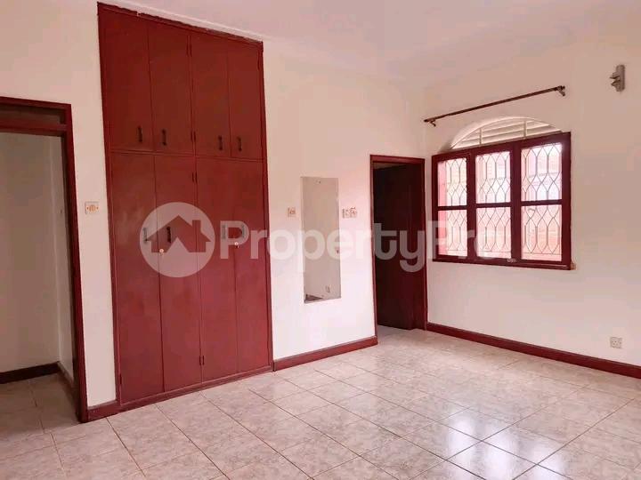 4 bedroom Bungalow Apartment for rent Naalya road  Kampala Central Kampala Central - 0