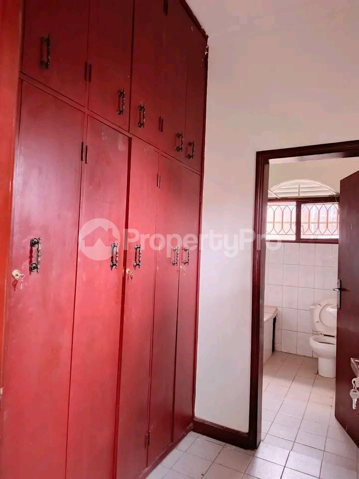 4 bedroom Bungalow Apartment for rent Naalya road  Kampala Central Kampala Central - 9