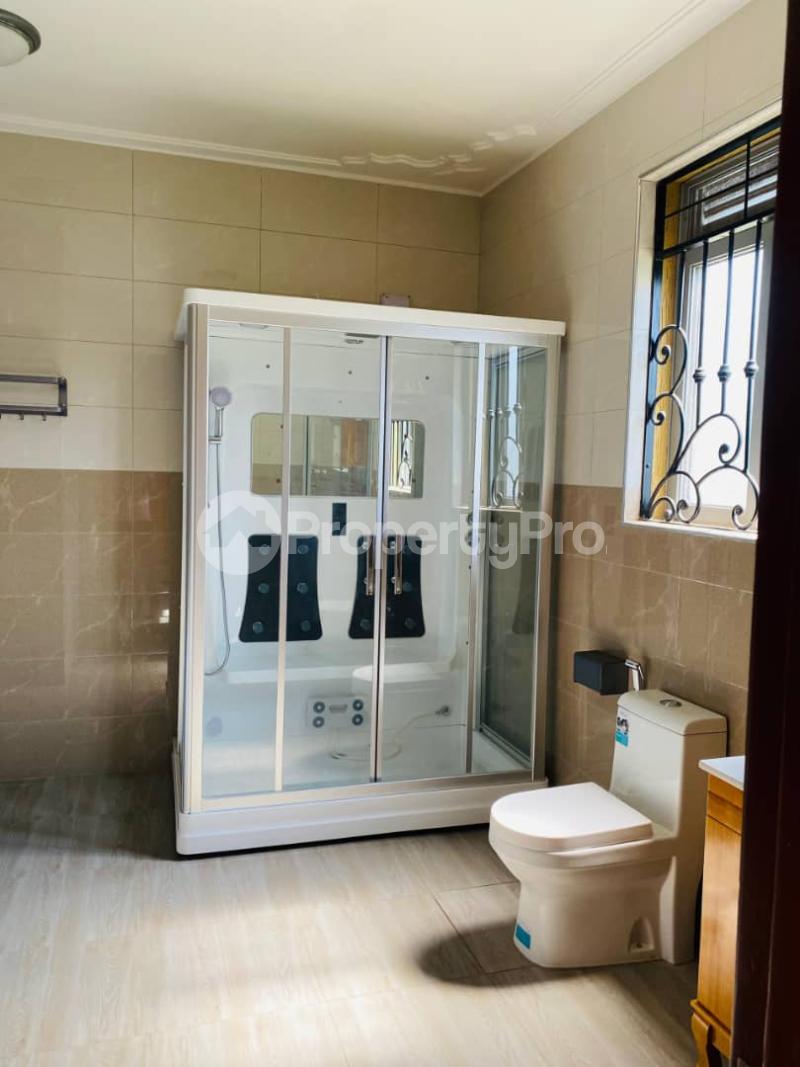 6 bedroom Apartment Block Apartment for sale Munyonyo entebbe road  Kampala Central Kampala Central - 5