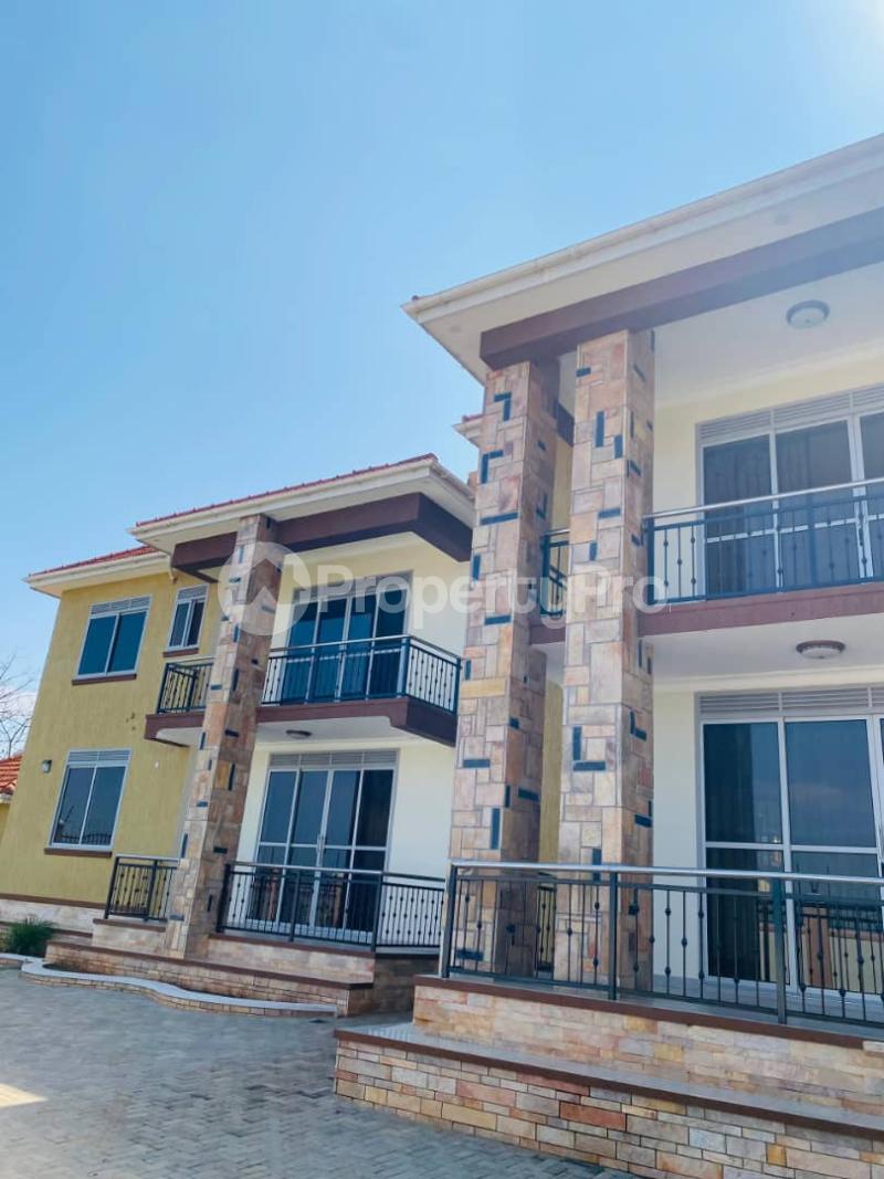 6 bedroom Apartment Block Apartment for sale Munyonyo entebbe road  Kampala Central Kampala Central - 17