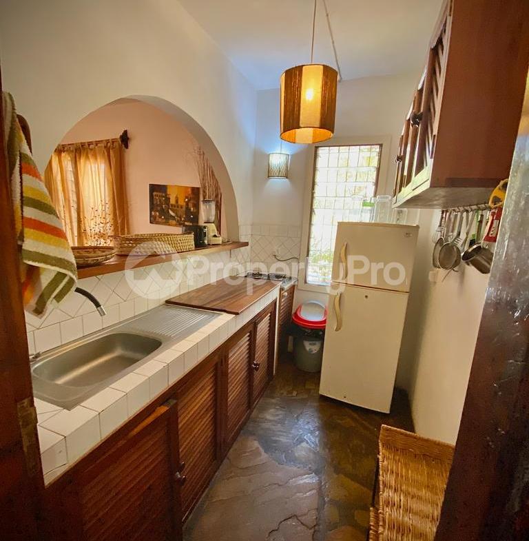 2 bedroom Bungalow Houses for sale Kiwi beach Rd, next to Malindi Oasis