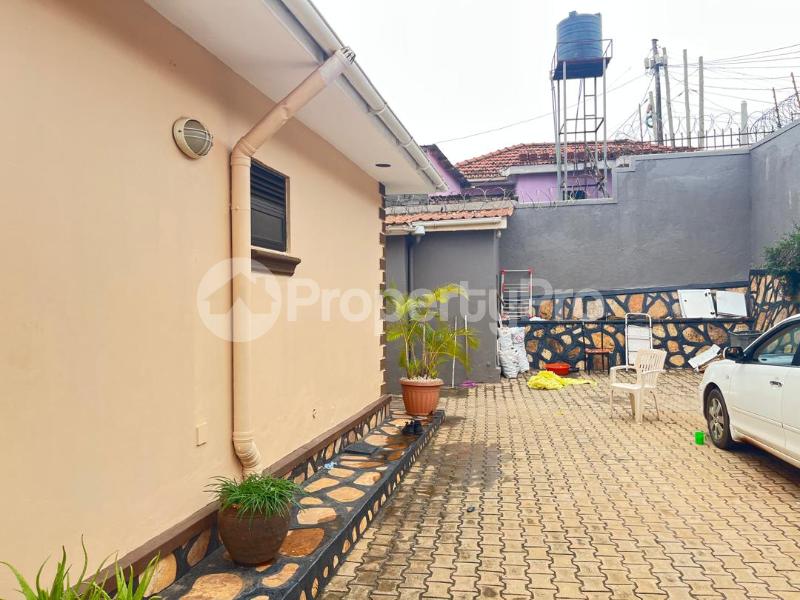 4 bedroom Villa for sale Kisasi kulambiro Kampala Central Kampala Central - 5