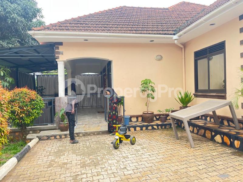 4 bedroom Villa for sale Kisasi kulambiro Kampala Central Kampala Central - 9