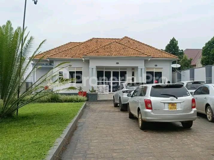 3 bedroom Bungalow Apartment for sale Namugongo  Kampala Central Kampala Central - 0