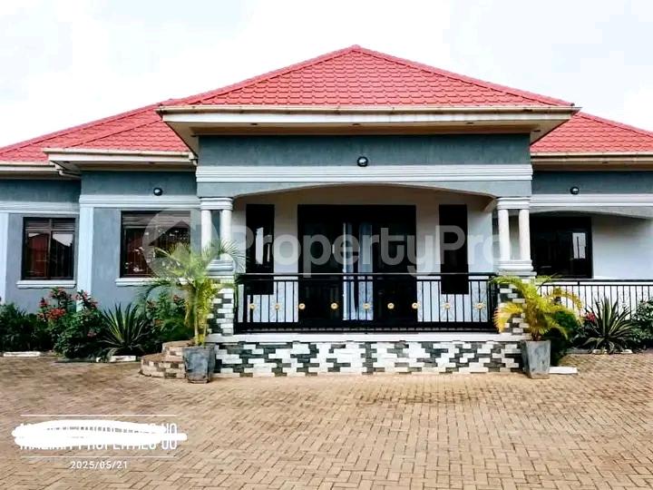 3 bedroom Bungalow Apartment for sale Bweyogerere  Kampala Central - 3