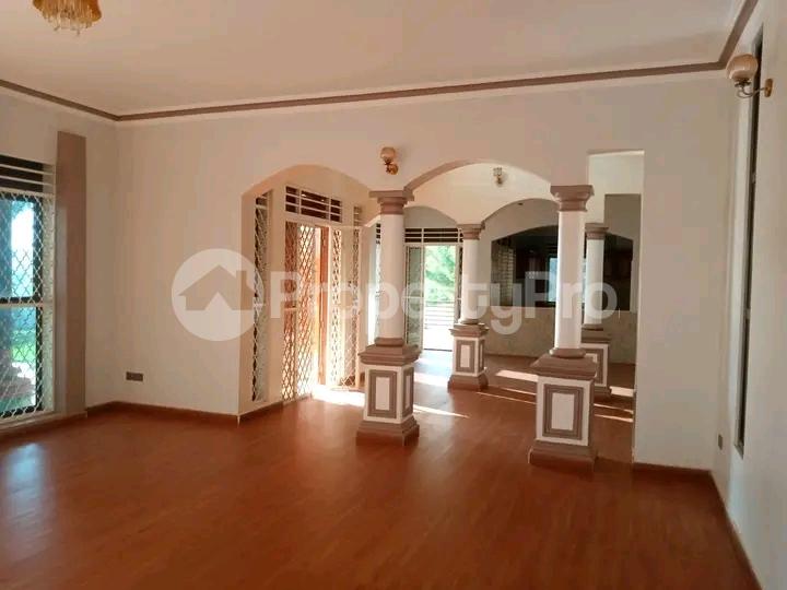 5 bedroom Apartment for sale Gayaza Nakwero road  Kampala Central Kampala Central - 6