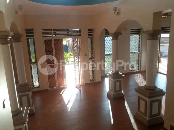 5 bedroom Apartment for sale Gayaza Nakwero road  Kampala Central Kampala Central - 3