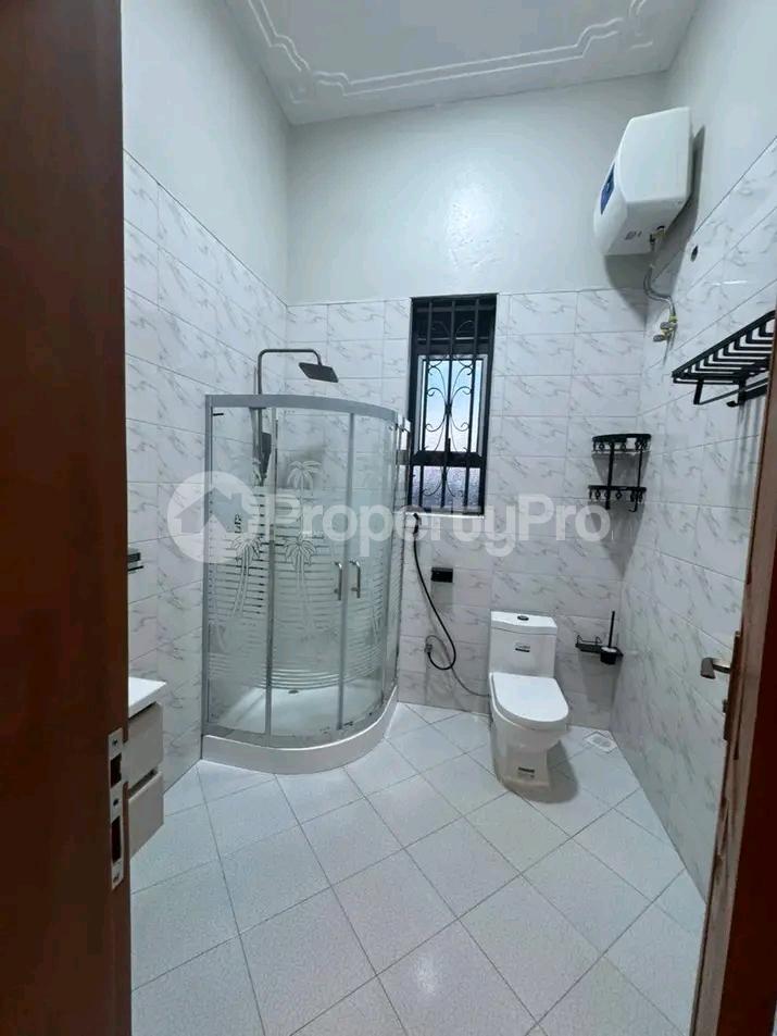4 bedroom Bungalow Apartment for sale Kira shimoni  Kira Wakiso Central - 0