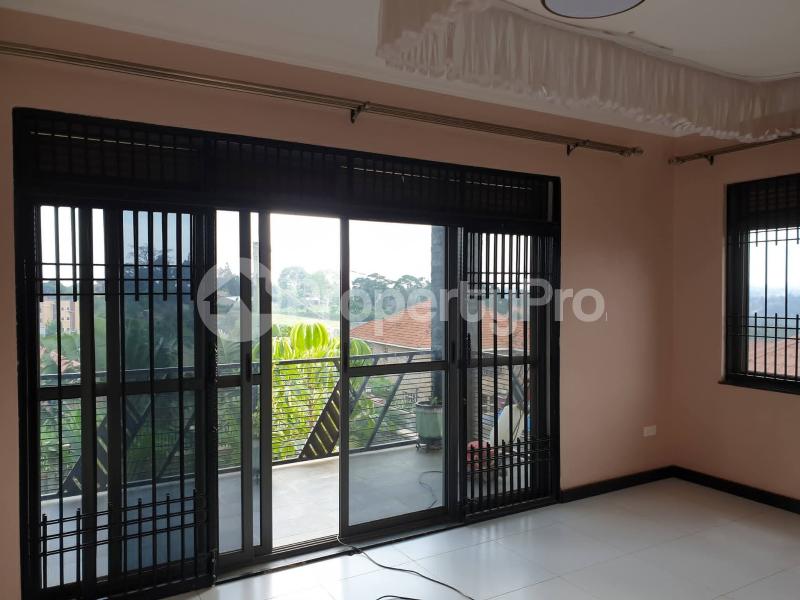 5 bedroom Villa for sale Namugongo through kira nsasa Kira Wakiso Central - 10