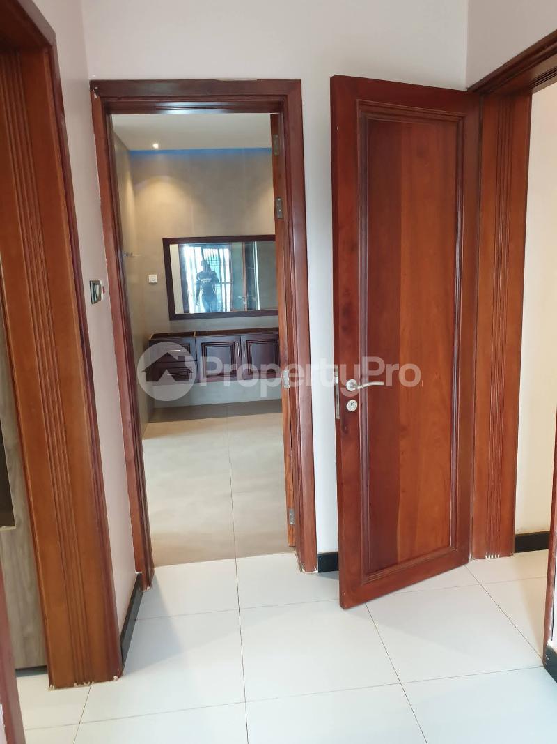 5 bedroom Villa for sale Namugongo through kira nsasa Kira Wakiso Central - 7