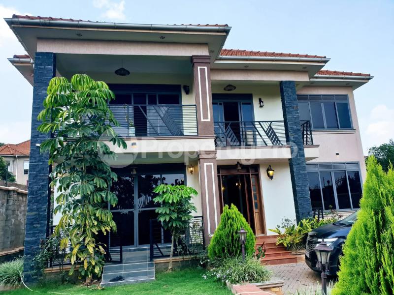 5 bedroom Villa for sale Namugongo through kira nsasa Kira Wakiso Central - 0