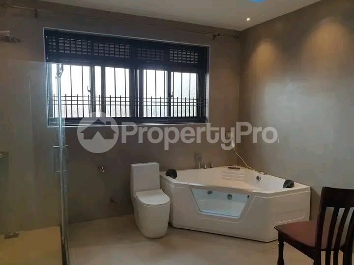 6 bedroom Apartment for sale Namugongo nabusugwe  Kampala Central Kampala Central - 21
