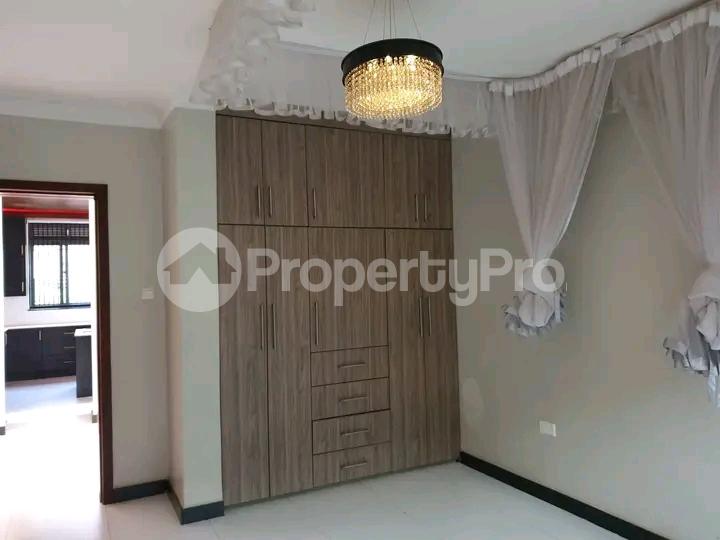 6 bedroom Apartment for sale Namugongo nabusugwe  Kampala Central Kampala Central - 0