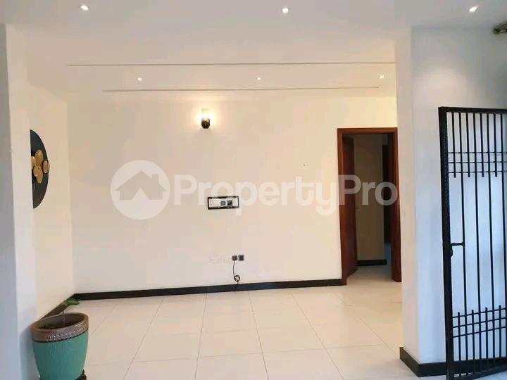 6 bedroom Apartment for sale Namugongo nabusugwe  Kampala Central Kampala Central - 12