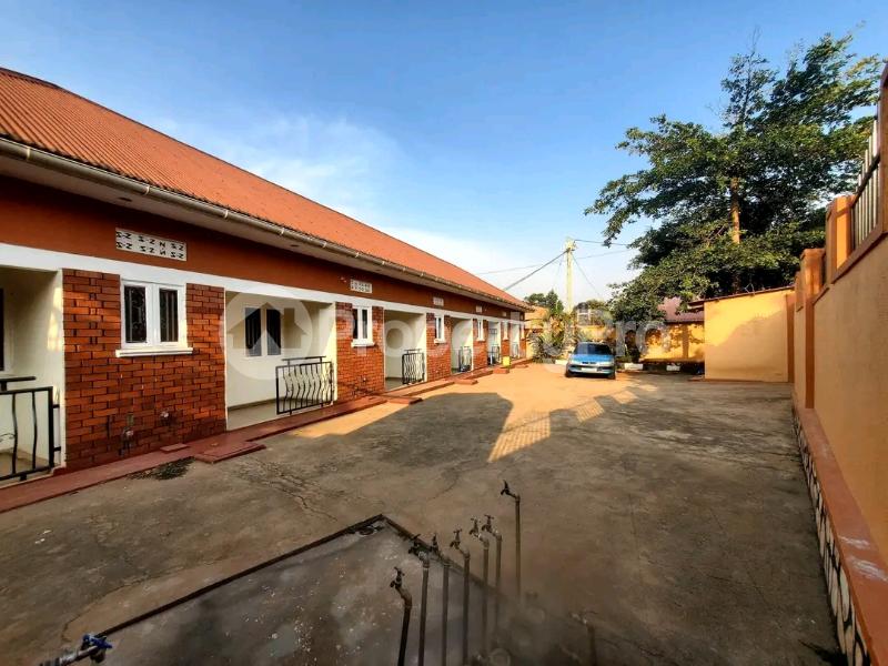 1 bedroom mini flat  Bungalow Apartment for rent Nakwero gayaza road  Gayaza Wakiso Central - 0