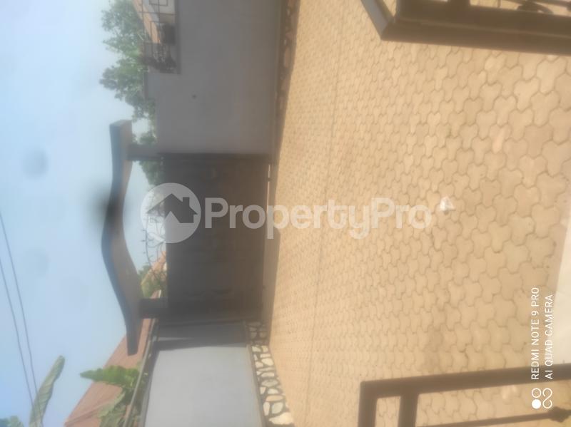 1 bedroom mini flat  Bungalow Apartment for rent Mpererwe namere road Kawempe Wakiso Central - 2