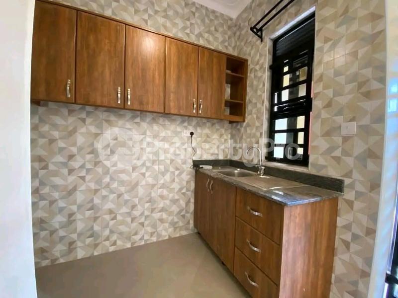 1 bedroom mini flat  Bungalow Apartment for rent Najjera buwate road Kira Wakiso Central - 5