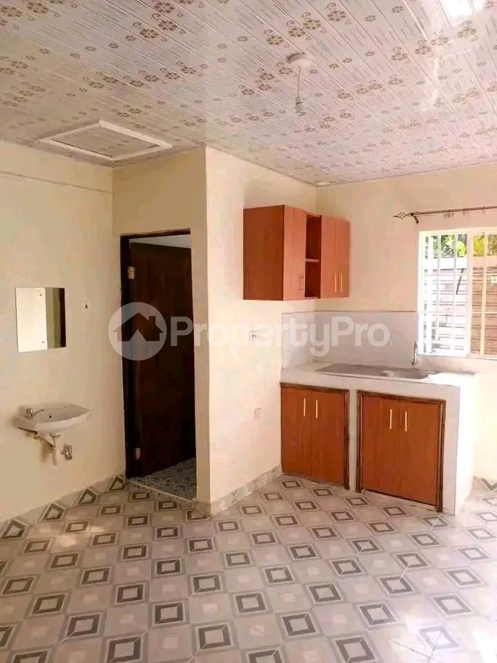 1 bedroom mini flat Houses for rent Woodley/Kenyatta Golf Course