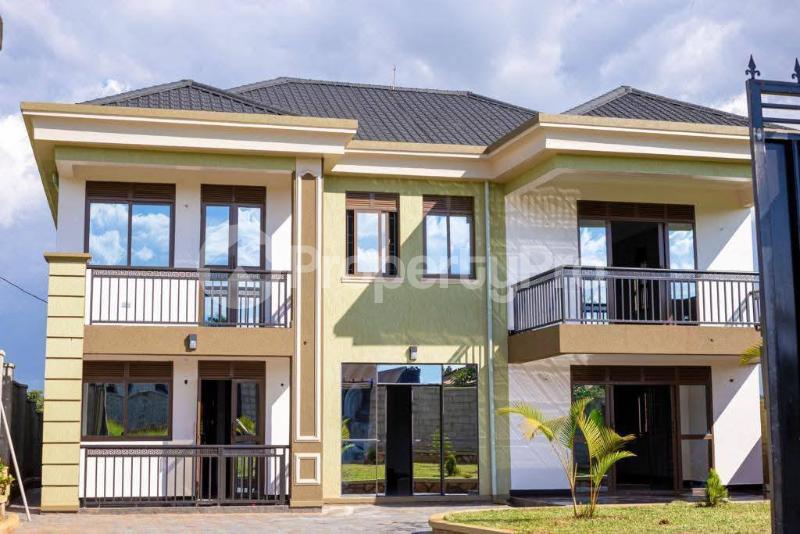 4 bedroom Villa for sale kasangati Kasanje Wakiso Central - 0