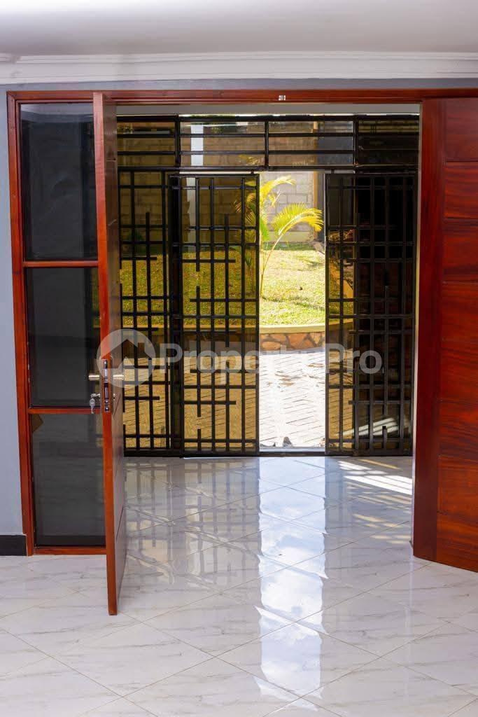 4 bedroom Villa for sale kasangati Kasanje Wakiso Central - 3