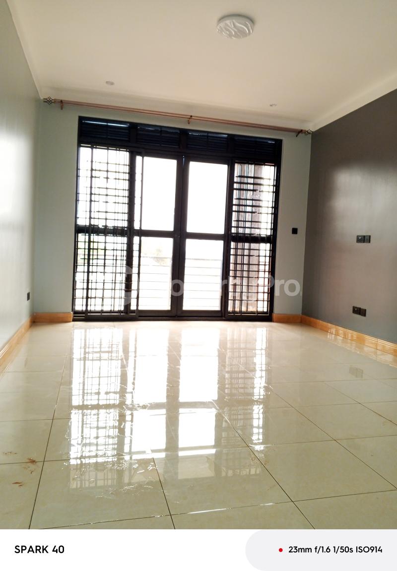 2 bedroom Apartment for rent Bweyogerere road  Kampala Central Kampala Central - 5