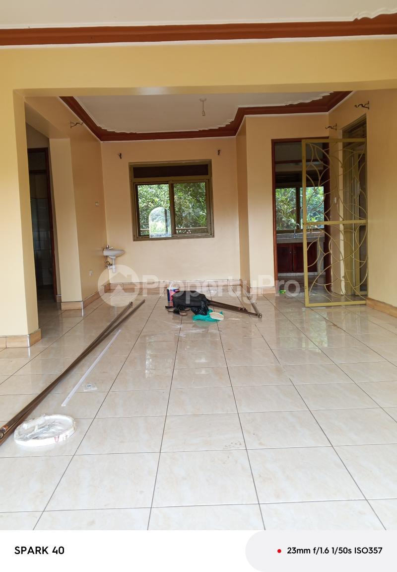 2 bedroom Apartment Block Apartment for rent Namugongo road  Kampala Central Kampala Central - 4
