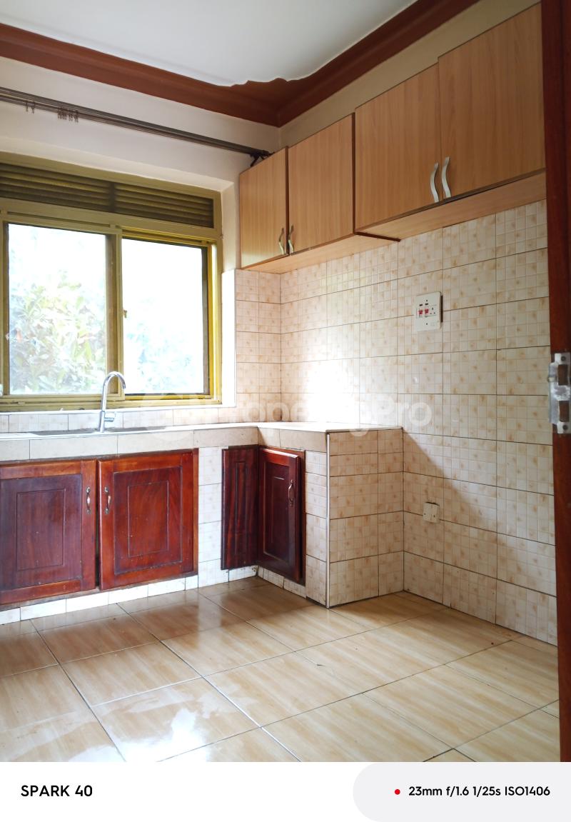 2 bedroom Apartment Block Apartment for rent Namugongo road  Kampala Central Kampala Central - 3