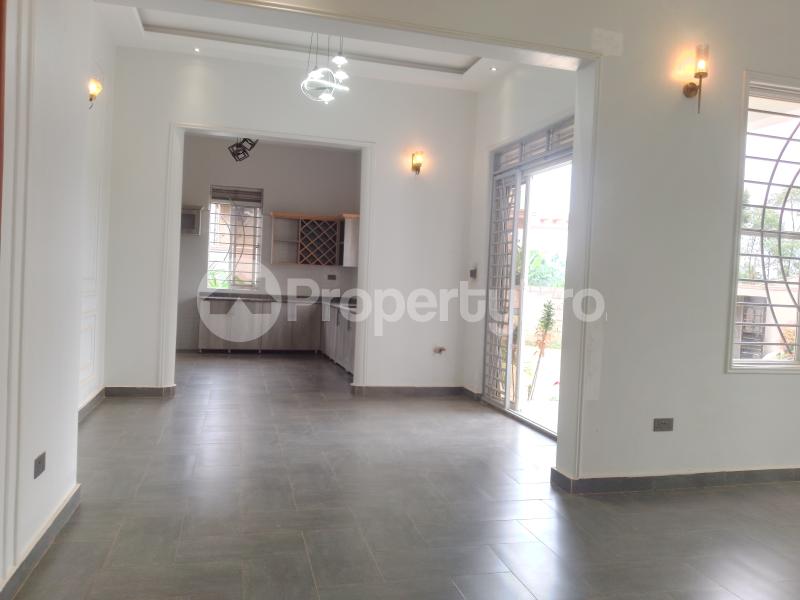 4 bedroom Bungalow Apartment for sale Kira town  Kira Wakiso Central - 9