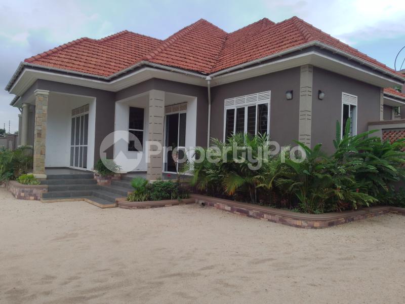 4 bedroom Bungalow Apartment for sale Kira town  Kira Wakiso Central - 2