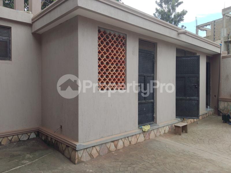 4 bedroom Bungalow Apartment for sale Kira town  Kira Wakiso Central - 15