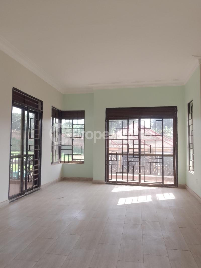 4 bedroom Apartment for sale Kira road  Kira Wakiso Central - 7