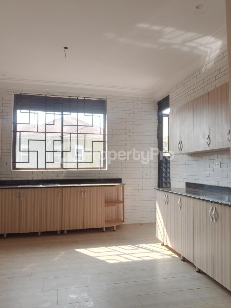 4 bedroom Apartment for sale Kira road  Kira Wakiso Central - 8