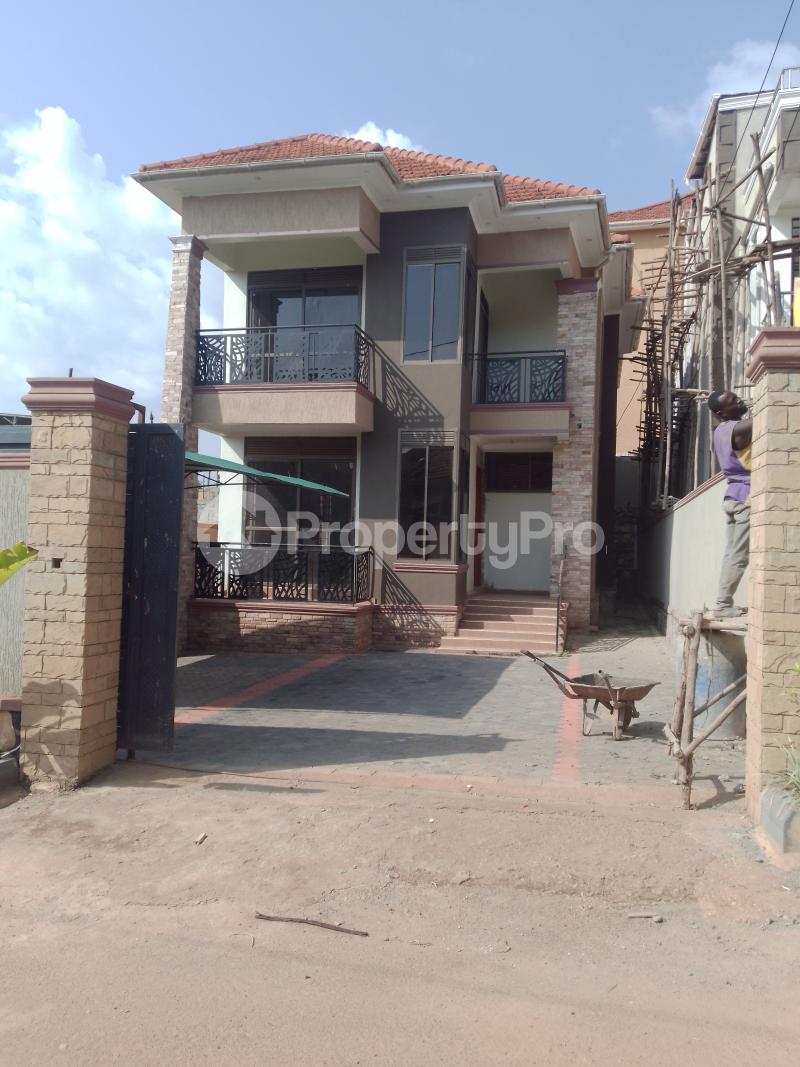 4 bedroom Apartment for sale Kira road  Kira Wakiso Central - 0