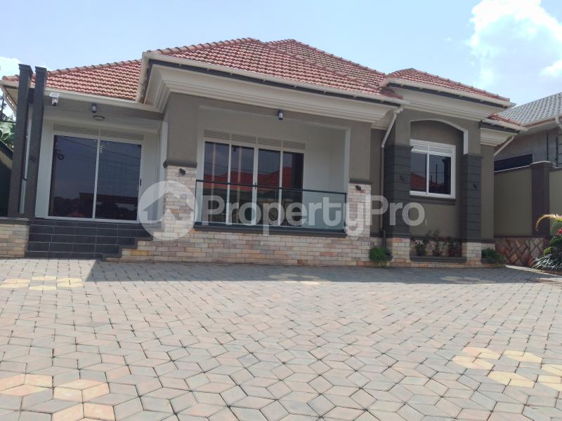 4 bedroom Bungalow Apartment for sale Kira road  Kira Wakiso Central - 1