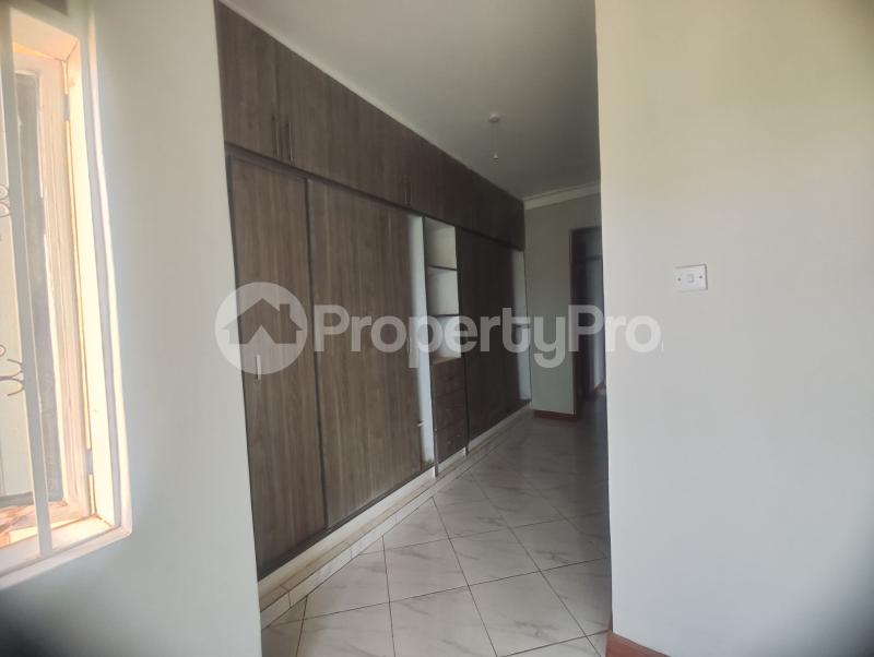 4 bedroom Apartment Block Apartment for rent najjera buwate Wakiso Central - 6