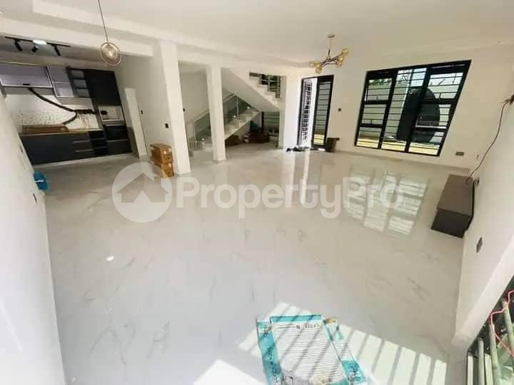 5 bedroom Flat&Apartment for sale Membley Ruiru