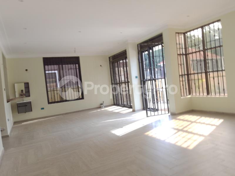 5 bedroom Apartment for sale Najjera Road  Kampala Central - 3