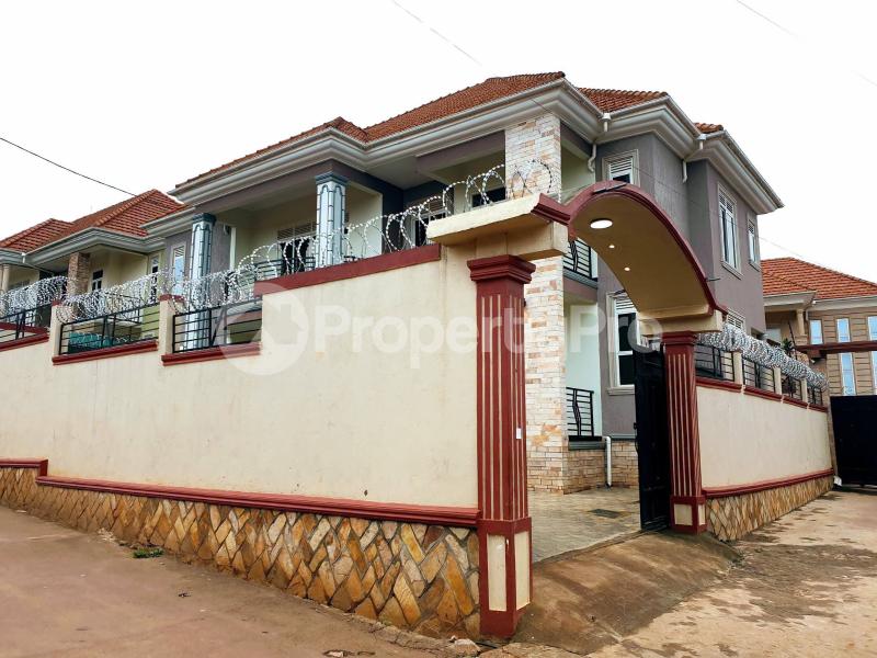 5 bedroom Villa for sale Kyanja ringroad  Kampala Central Kampala Central - 1