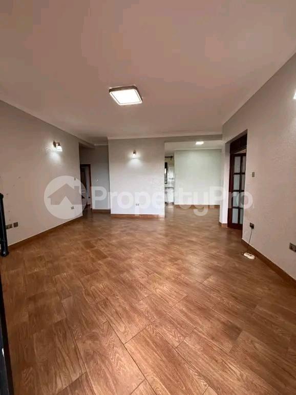 3 bedroom Apartment Block Apartment for rent muyenga Makerere Kampala Central - 3