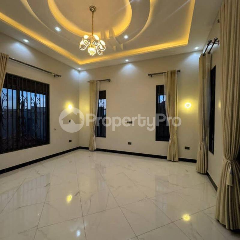 4 bedroom Villa for sale Kira mulawa  Kira Wakiso Central - 3