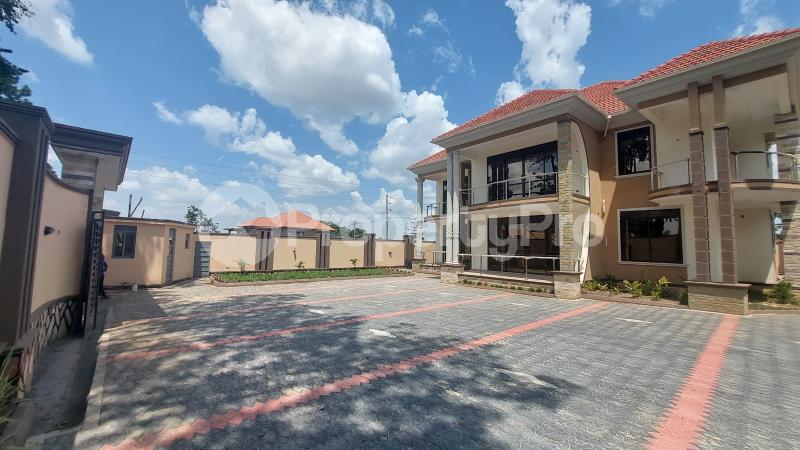 7 bedroom Villa for sale Kira kasangati road  Kira Wakiso Central - 4