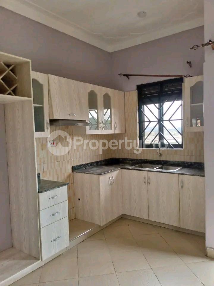 1 bedroom mini flat  Apartment for rent Naalya road  Kampala Central Kampala Central - 4