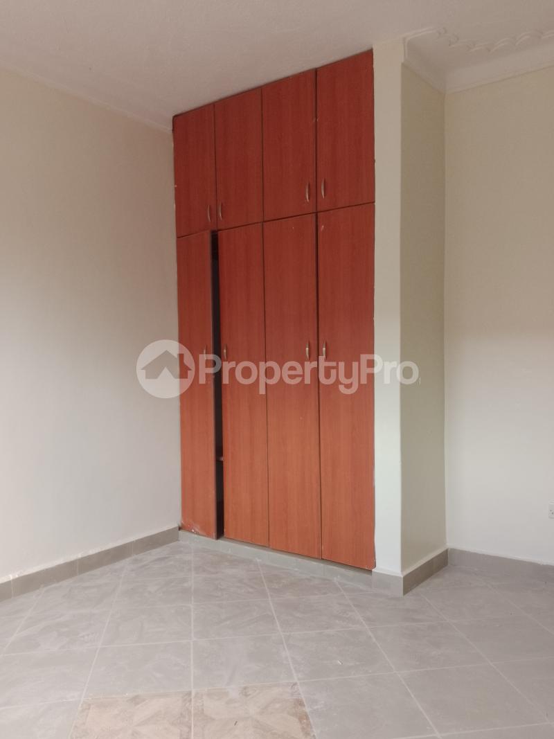 1 bedroom mini flat  Bungalow Apartment for rent Bweyogere butto  Kampala Central Kampala Central - 4