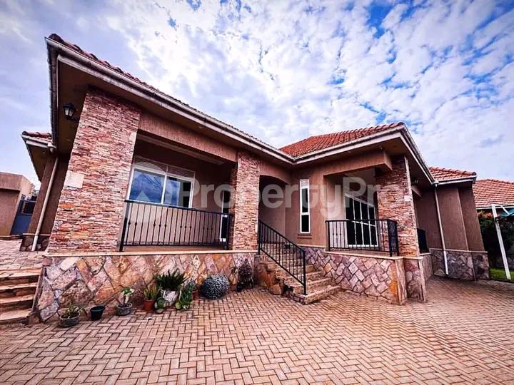 4 bedroom Bungalow Apartment for sale Kira  Kampala Central Kampala Central - 5