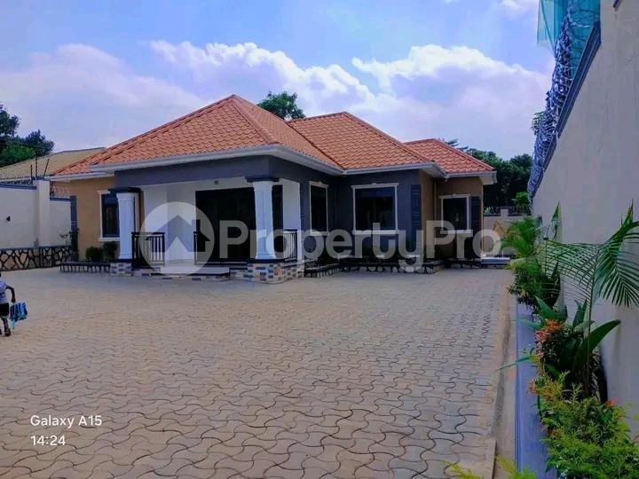 4 bedroom Bungalow Apartment for sale Kira  Kampala Central - 2